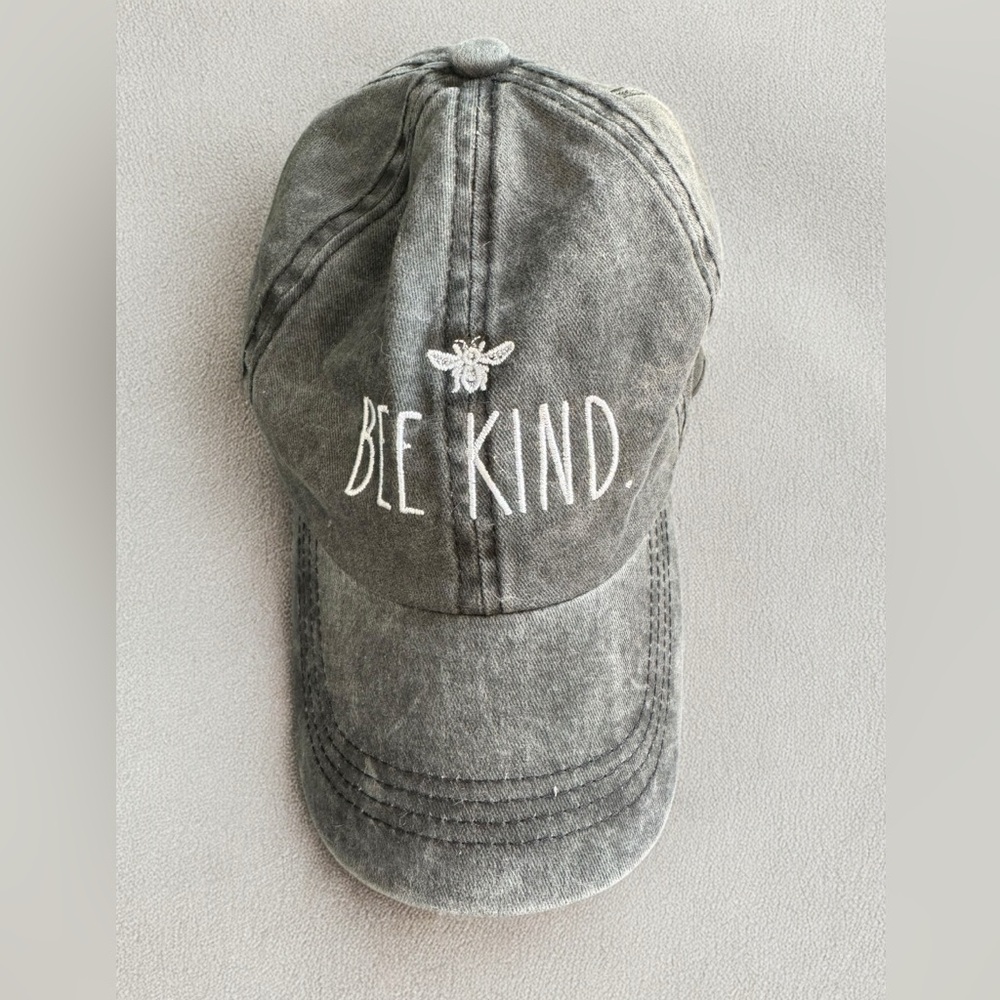 RAE DUNN & DAVID AND YOUNG COLLAB- BE KIND HAT BASEBALL CAP